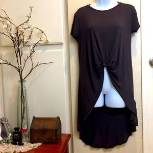 🌼🌸 ZARA High-Low Twist-Front T-Shirt